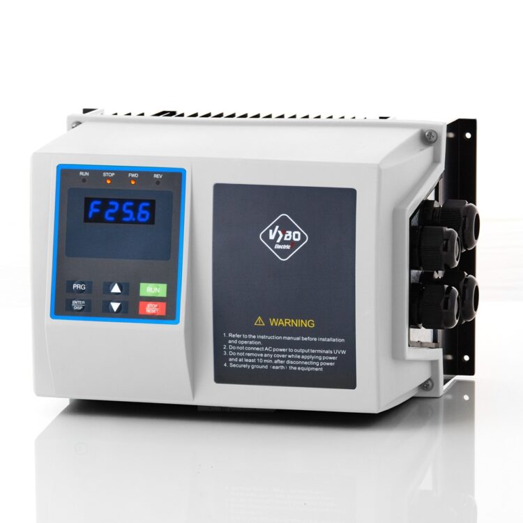 Frequenzumrichter 4 kW 400V IP65 (X550) Auf Lager